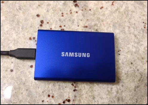 4 external back up drive samsung portable ssd t7